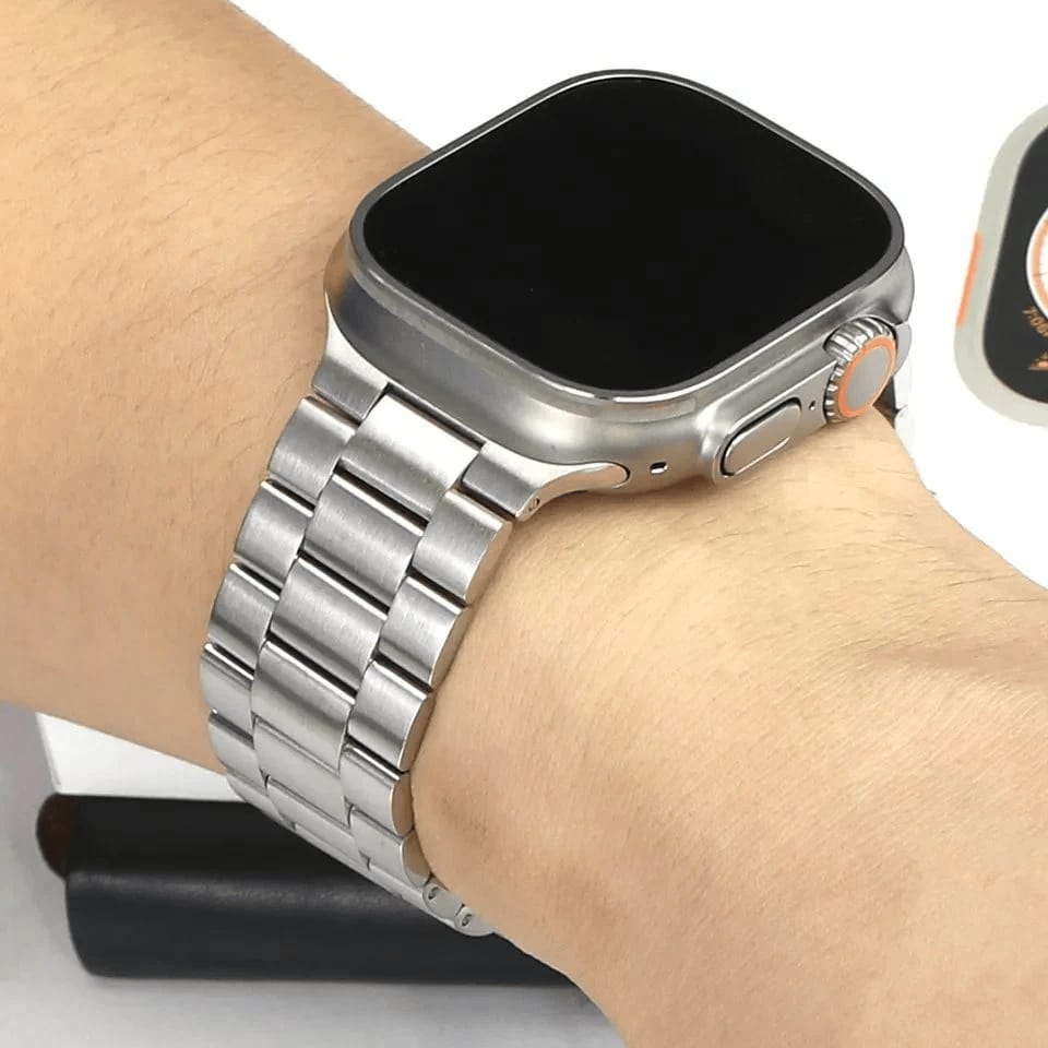 K100 ULTRA 2 SMART WATCH 10 IN 1 INFINITE AMOLED DISPLAY