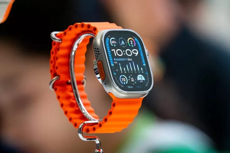 ULTRA 7 in 1 strap smart Watch